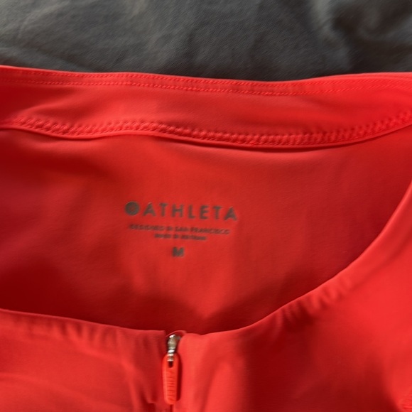 Athleta Pacifica Tee Racing Red Size Medium - Picture 5 of 9